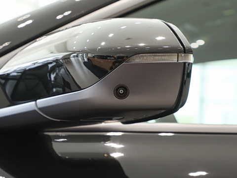 2026�� �ھ������ 100kWh Touring