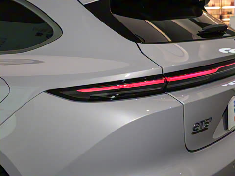 2025�� �ھ������ 100kWh Touring