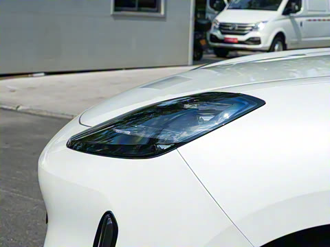 2025�� 670 Max��