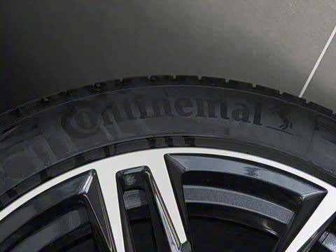 2025�� 525Li M�˶���װ