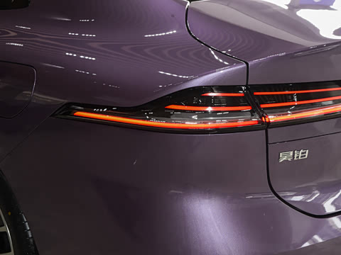 2025�� ������