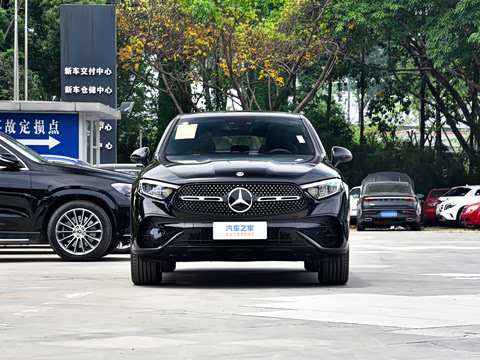 2026�� �Ŀ� GLC 260 4MATIC ����SUV