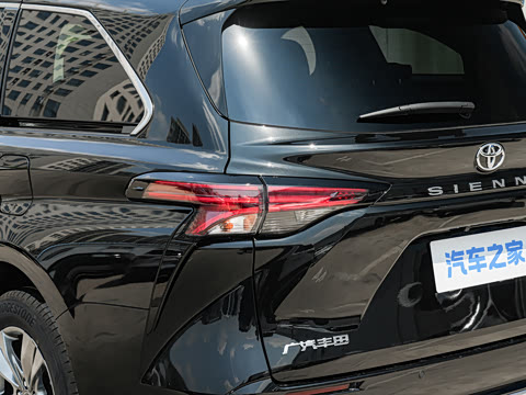 2027�� 2.5L ˫������������