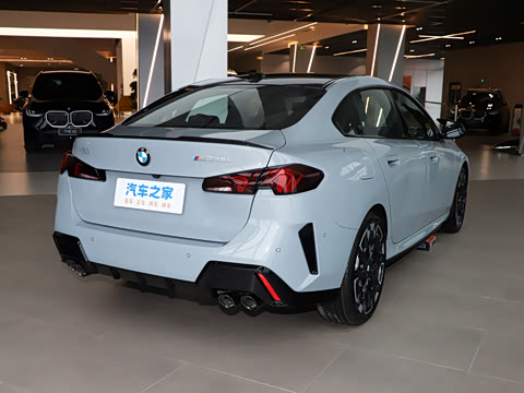 2026�� M235L