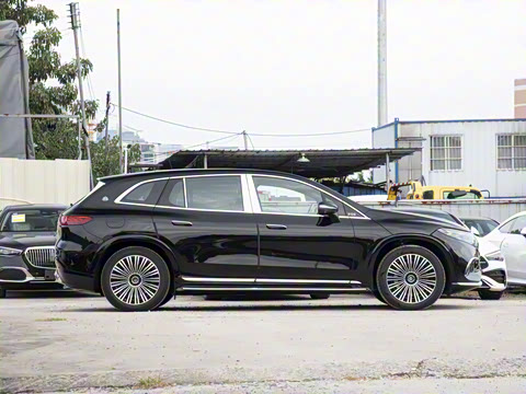 2025�� EQS 680 ���ݰ�