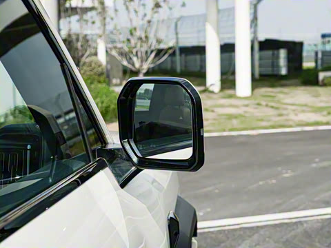 2025�� 210KM ��������Ultra��