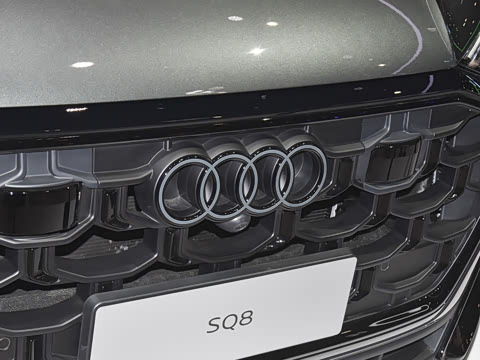 2026�� 4.0 TFSI 