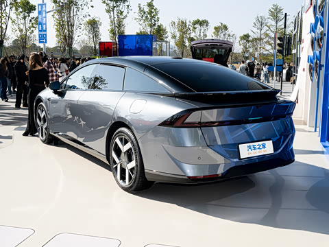 2026�� ���� 1550 Max �콢��