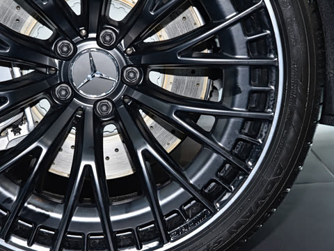 2026�� AMG CLE 53 4MATIC+ ������ܳ�