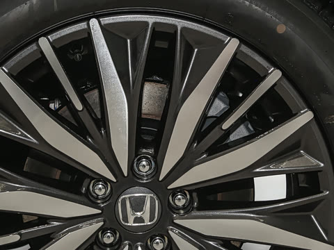 2026�� 240TURBO ����������