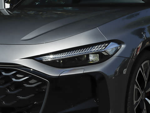 2026�� TFSI 150kW ����quattro��