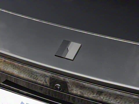 2025�� 240����Ultra�˶���