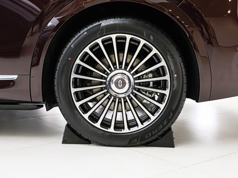 2025�� ���� Ultra�� 53.4kWh 6���� (896�߼����״