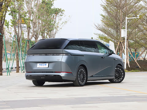 2026�� ���� 750 Ultra