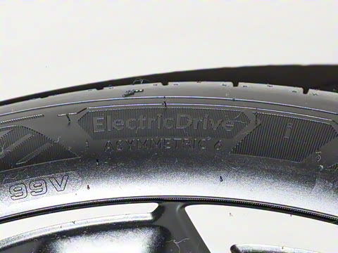 2025�� 85kWh ������