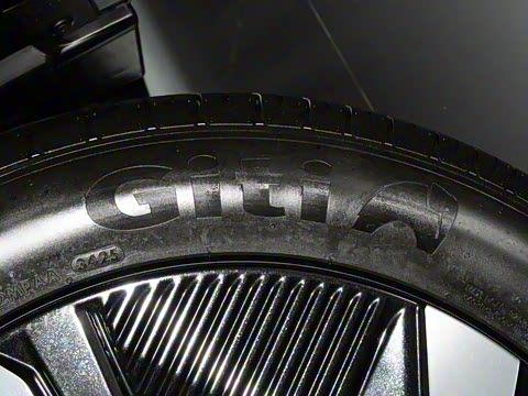 2025�� ����200 Pro