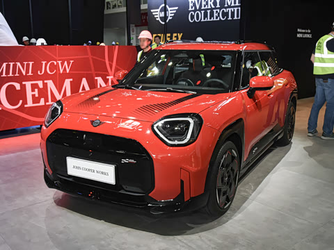 2025�� �Ŀ� JOHN COOPER WORKS