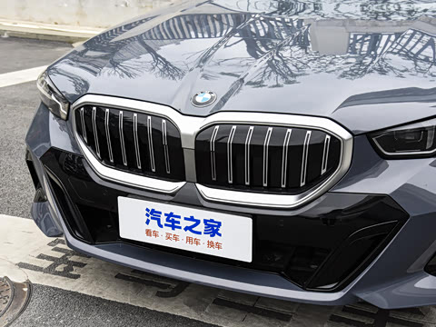 2026�� 525Li M�˶���װ