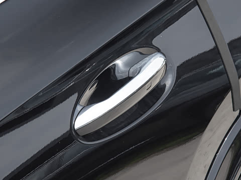 2026�� �Ŀ� GLC 260 L 4MATIC ������