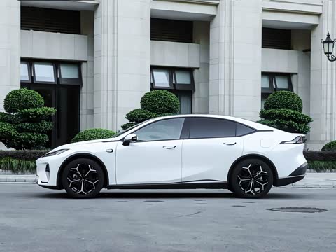 2026�� 240Ultra��ΪǬ��ADS SE��