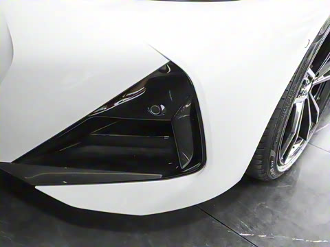 2025�� 225i M�˶���ҹ��װ