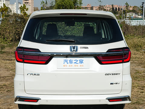 2026�� 2.0L e:HEV ��������