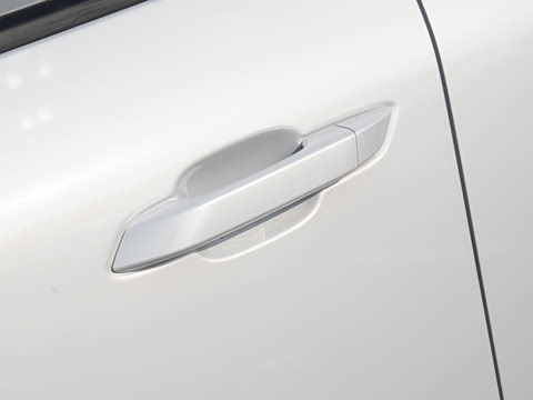 2026�� 1.5T 6MT ������ 