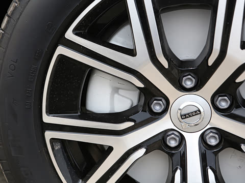 2027�� B4 ���ݺ�����