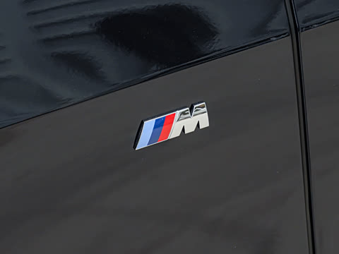 2026�� �Ŀ� xDrive 40Li M�˶���ҹ��װ