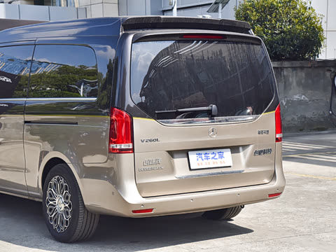 2023�� ��ʨϵ�� 2.0T �� 7��