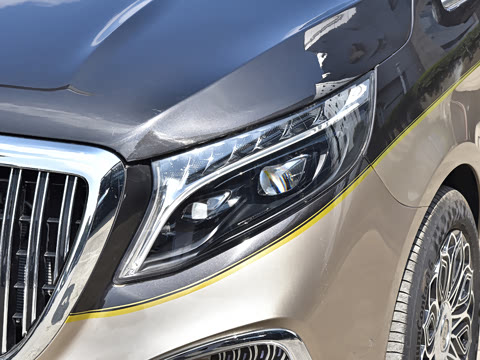 2023�� ��ʨϵ�� 2.0T �� 7��