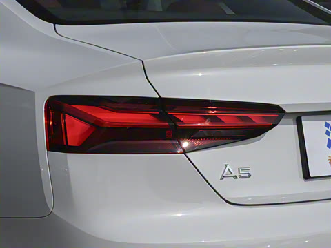 2025�� Coupe 40 TFSI ʱ�ж�����