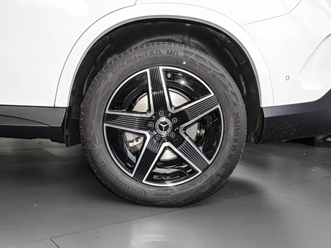 2025�� �Ŀ� GLC 260 4MATIC ����SUV