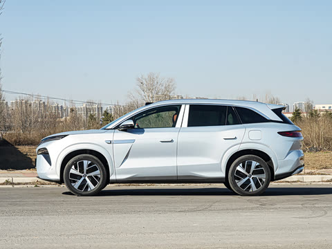 2025�� EV 670KM�����״�������