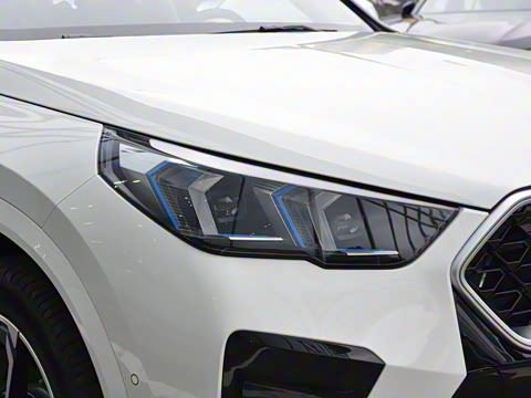 2025�� sDrive25i M�˶���װ