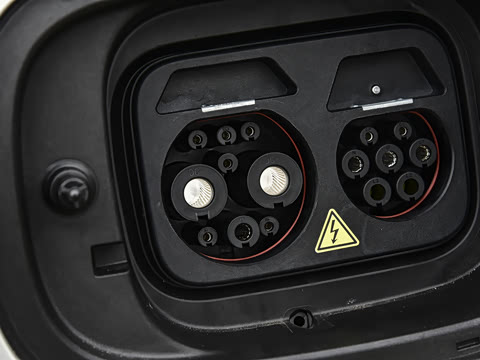 2025�� 215����������