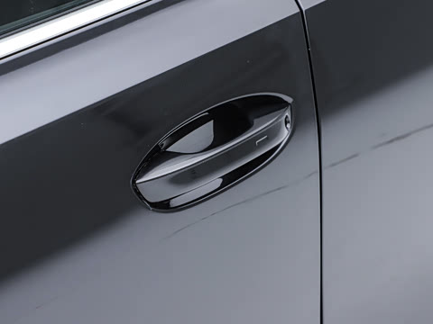 2026�� S 300TSI ������