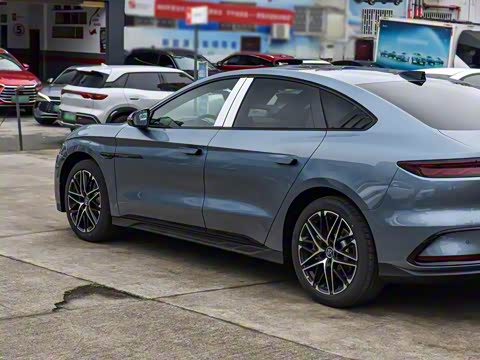 2025�� EV �Ǽݰ� 635KM�콢��