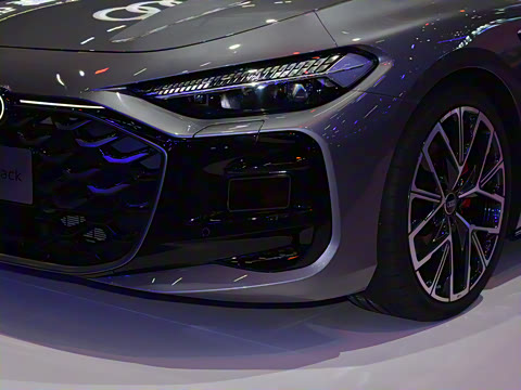 2026�� TFSI quattro 200kW �콢������