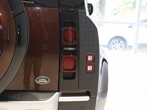 2025�� 110 3.0T P400 �����ر��