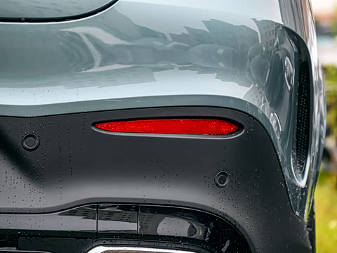 2025�� �Ŀ� GLC 300 4MATIC ����SUV