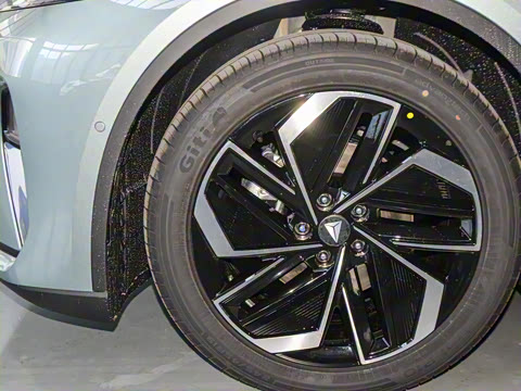 2026�� 550Ultra��ΪǬ��ADS SE��