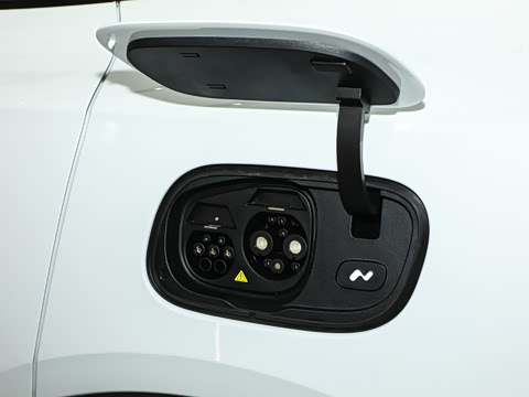 2025�� 60kWh ������