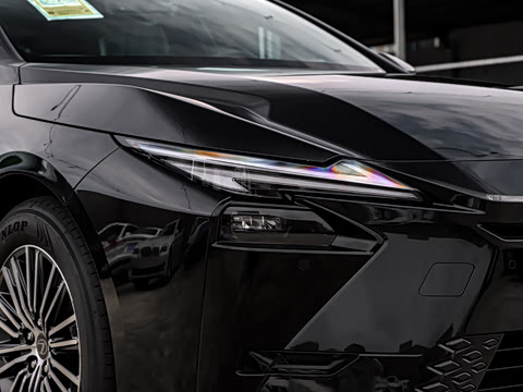2026�� 300h