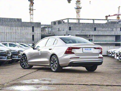 2026�� B4 ��Զ������