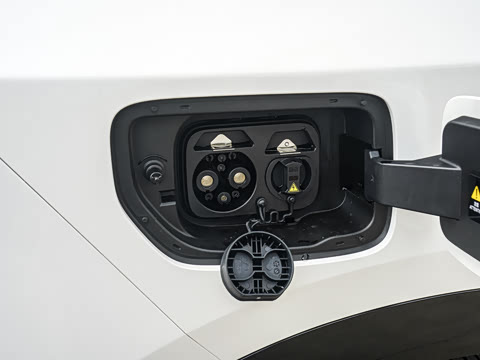 2025�� ����200 Max