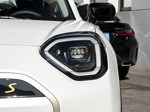 2025�� SE ������