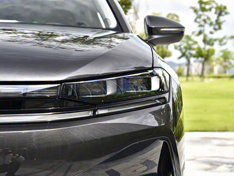 2026�� L 300TSI DSG ������