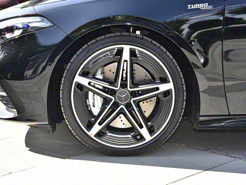 2026�� AMG A 35 4MATIC