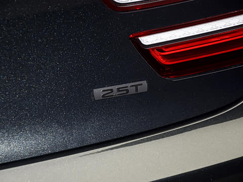 2026�� 2.5T ����������